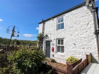 Middlehope Cottage