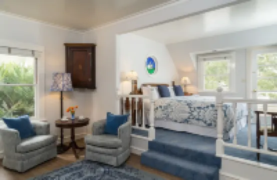 Cheshire Cat Inn & Cottages