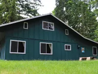 Lone Fir Resort Hotels in Cowlitz County
