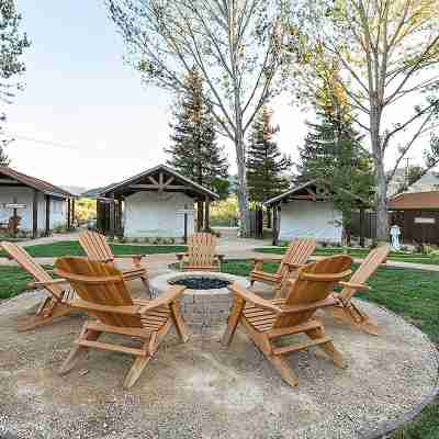Flying Flags RV Resort & Campground Hotel Exterior