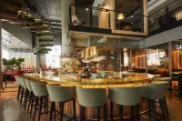 Hôtel Escad Quartier DIX30 Hotel a Saint-Hubert