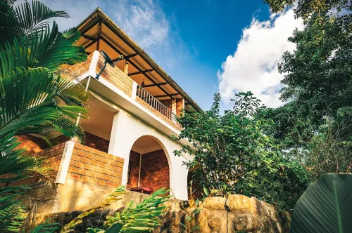 Huingos Eco Lodge - Bãi đậu xe
