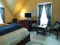 Fairmont House Bed & Breakfast Hotels in Lunenburg County