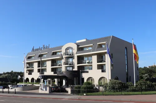 Alexander Hotel