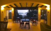 Double Dutch B & B - Hot Tub