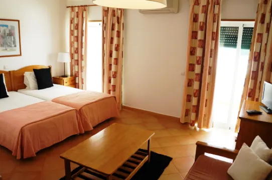 Oasis Beach Apartments