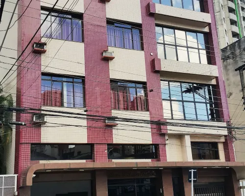 Free Palace Hotel โรงแรมใกล้จัตุรัสลีแบร์ดาจิ