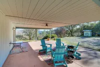 Bright and Cozy Mariposa Getaway 46 Mi to Yosemite! - Homestays