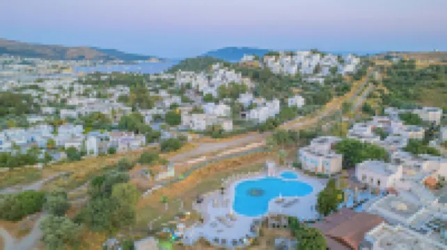 อเล็กซานเดอร์ เดอะ เกรท รีสอร์ท แอนด์ สปา