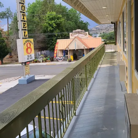 Interstate 8 Motel