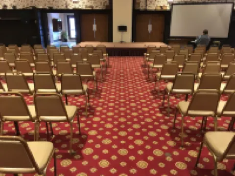 The Seasons Lodge Hotels in Nashville