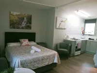 Happy Wanderer Holiday Resort Grampians - parking