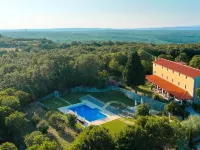 Villa Calussovo Hotels in Općina Labin
