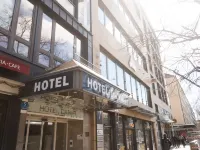 Hotel Daniel Hotels in der Nähe von Karlstor Gate