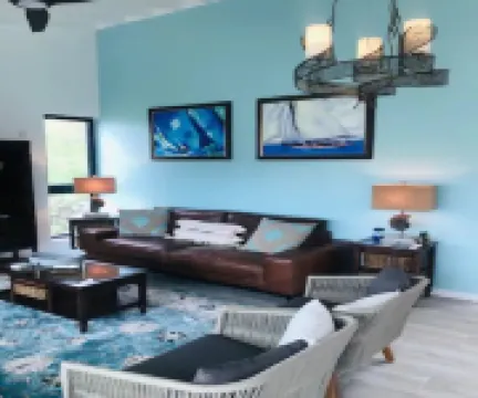Huge 2-bedroom condo with WiFi, AC in enjoyable St. Thomas