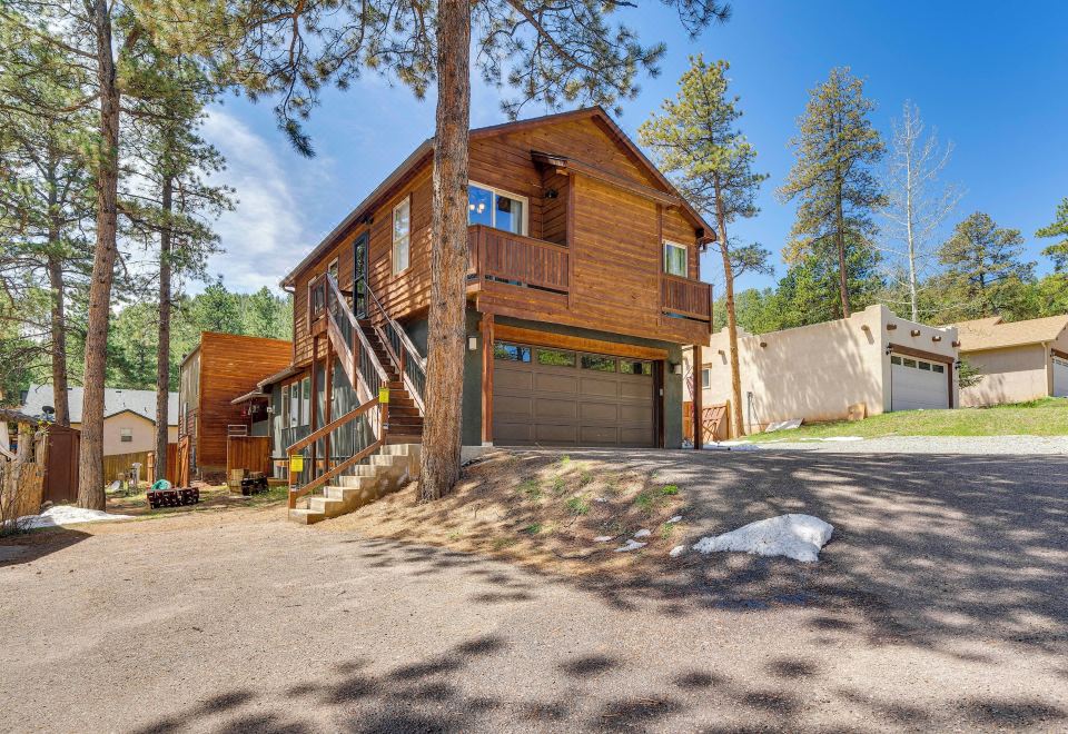 Woodland Park Apartment: Forest Views + Deck! - Housity