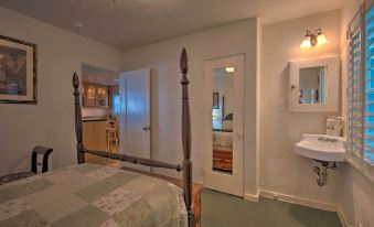 Avalon Escape Everything Within Walking Distance!