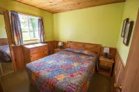 Sundance Cottages Hotels in Queens County