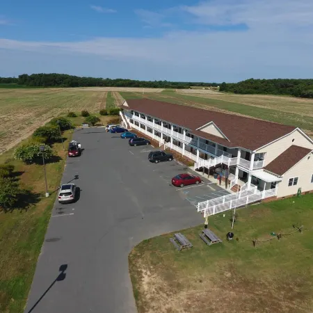 Shore Stay Suites