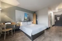 B&B Hôtel Orange Hotels in Piolenc