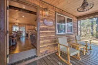 Updated Cabin w/ Fire Pit: 2 Mi to Utv & Hike - 3 tähden
