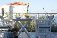 Eleia Seafront Rooms & Villas