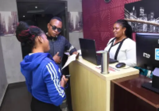 Luxurious Awoyaya Apartment With Private Pool and Garden