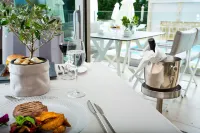 Calma Hotel & Spa - breakfast