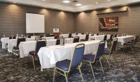 DoubleTree by Hilton Racine Harbourwalk Hotels in Racine