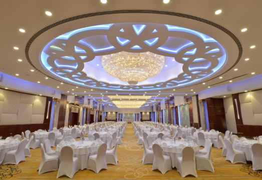 Diplomat Radisson Blu Hotel, Residence and Spa