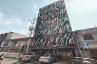 Redenza Suites Makati