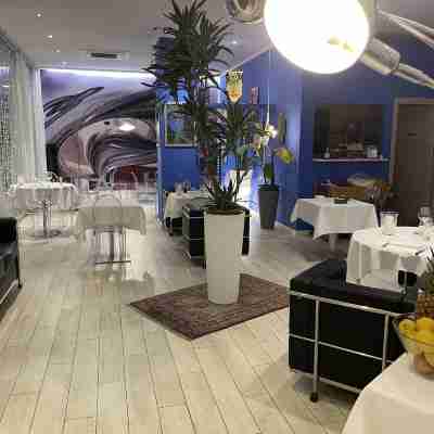 藍色色調公寓飯店 Dining/Meeting Rooms