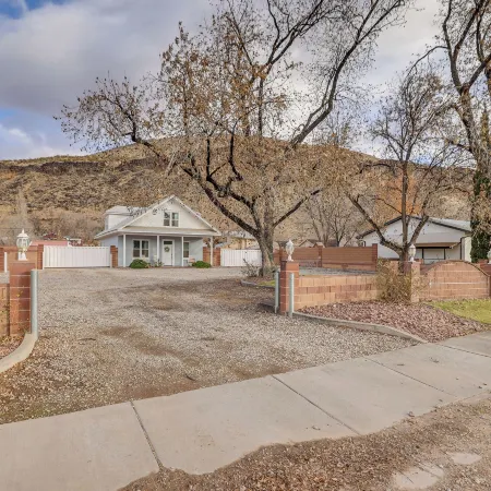 Remodeled Pioneer Home in Hurricane w/ Patio!