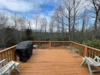 Quiet, Lake Access, Deck, Fire Pit, Air Hockey, Sleeps 9, Abuts 400 ACs of Woods