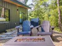 Modern Cabin w/ Hot Tub & Fire Pit in Fairview! Hotels in Broad River