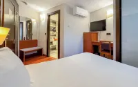 Nuevo Torreluz Hotels in Almeria