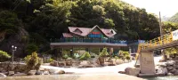 Ulsan Venezia Pension Отели рядом с достопримечательностью «Тхондоса»
