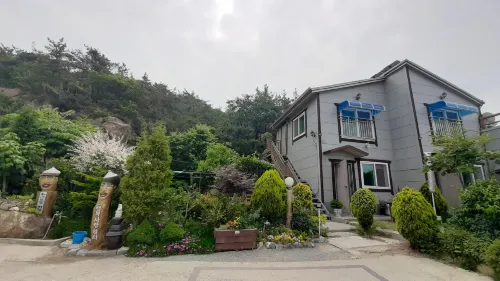 Seosan Noeulgil Pension Hôtels à : Seosan