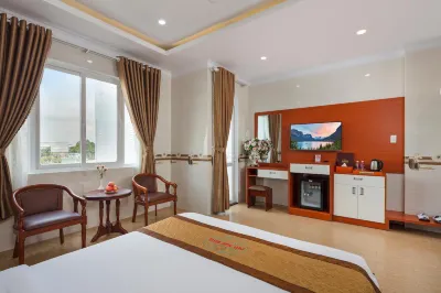 Khách sạn Phúc Ngọc Các khách sạn gần DOANH NGHIỆP TƯ NHÂN TÔN MAI