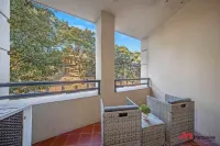 MetaWise Cozy 1BR City Pad W Parking Near RPA & Sydney Uni