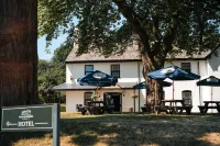 Coach & Horses Hotel Hotels in Old St. Mellons