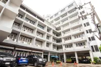 Khelangnakorn Hotel Hotels near Clock Tower Intersection