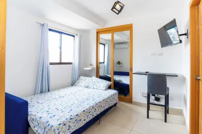Private apt 2BR, 1 KING bed and pool. Hotels in Ensanche Quisqueya