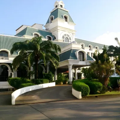 The Camelot Hotel Pattaya Hotels near Walking Street