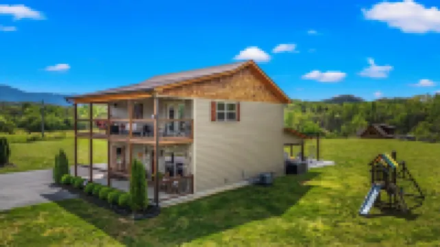 Stunning Views,Hot Tub, Game Room,Zero Stair Entry