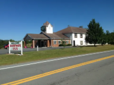 Dawson Inn Hotels in 