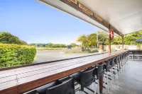 Nightcap at Queens Beach Hotel Hotels in Bowen