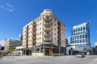 Spacious 1bdr Fast Wi-fi Near RAC Arena