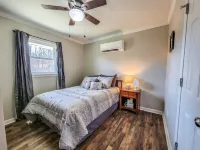 Serene Pine Tree Meadows Cottage w/ Stunning Views