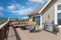 Hot Tub Fire Pit Game Room Amazing Deck Views Sky Canyon Lodge by AvantStay